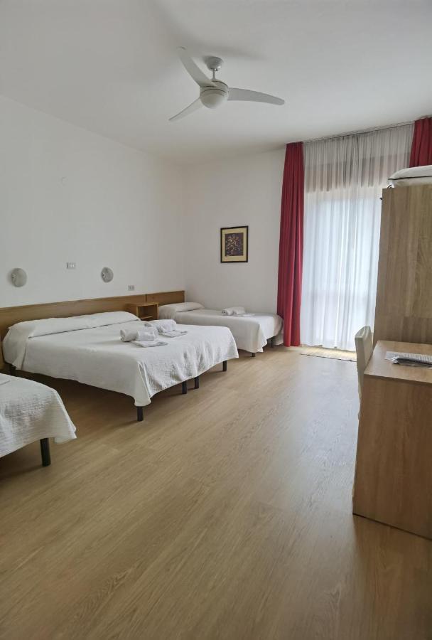 Albergo Miralaghi Padergnone Exterior foto