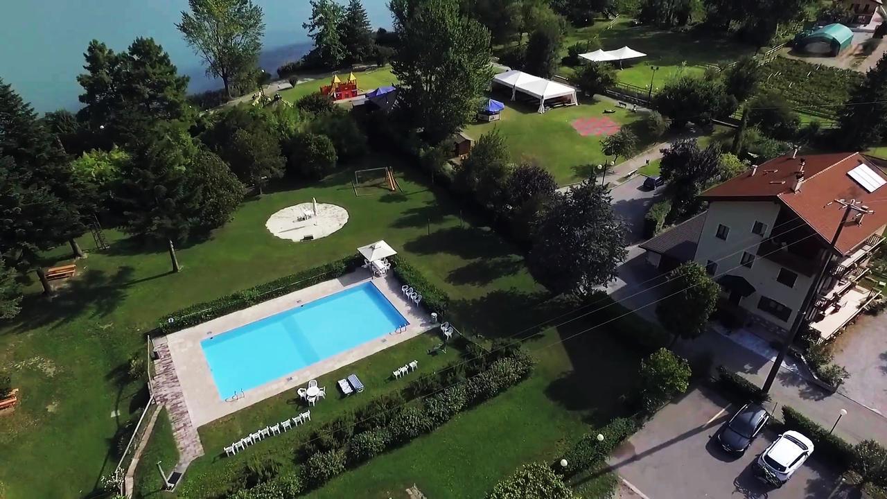 Albergo Miralaghi Padergnone Exterior foto